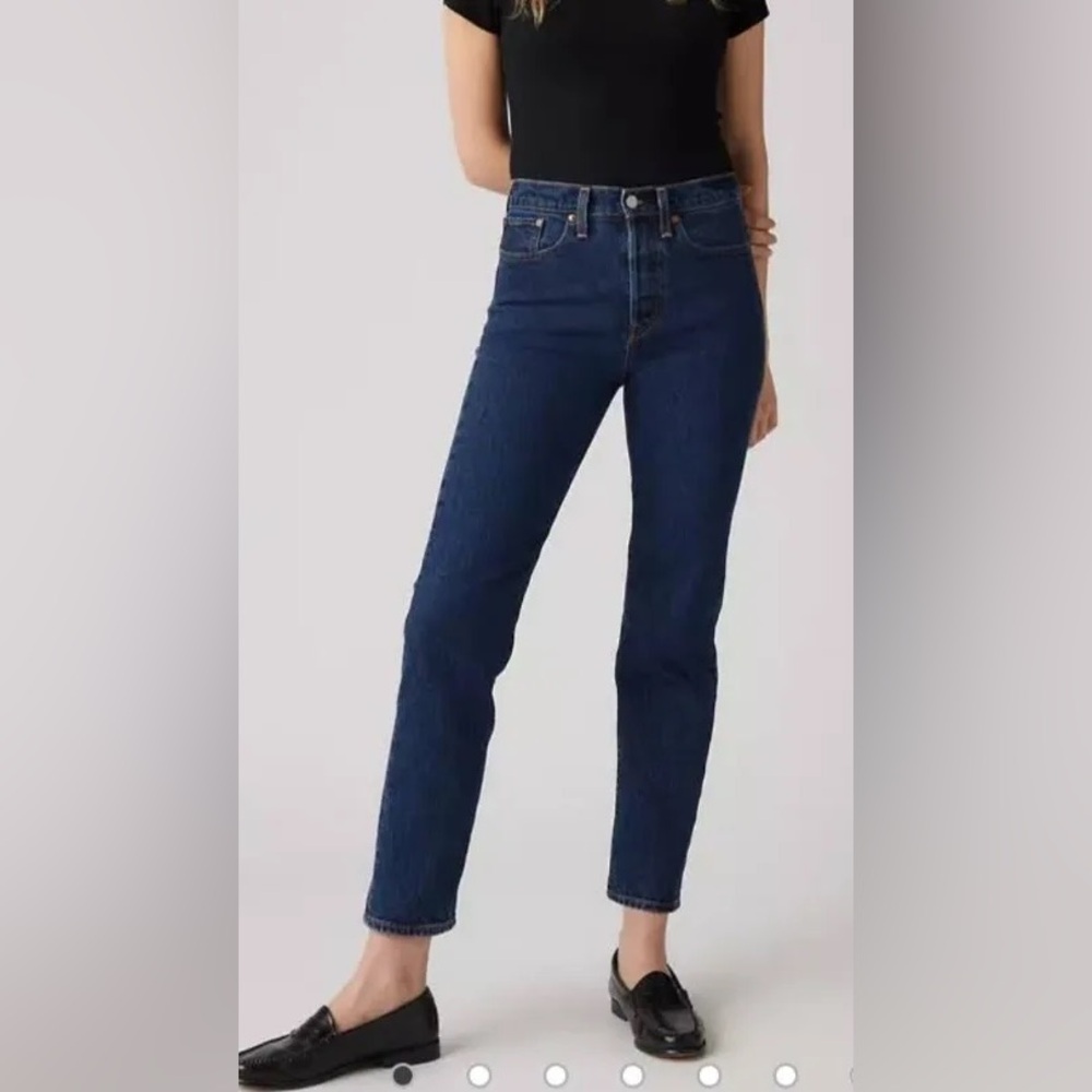Levi's Dark Wash Wedgie Straight Leg Denim Jeans Size 26